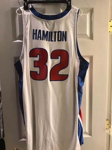 Detroit Pistons Rip Hamilton Size 52