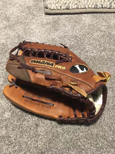 Brand New Omaha Pro TPX Louisville Slugger Left Throwing Hand