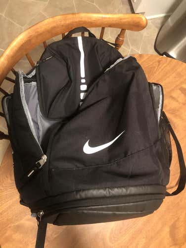 Nike Backpack Used Only A Few Times Still Looks Brand new