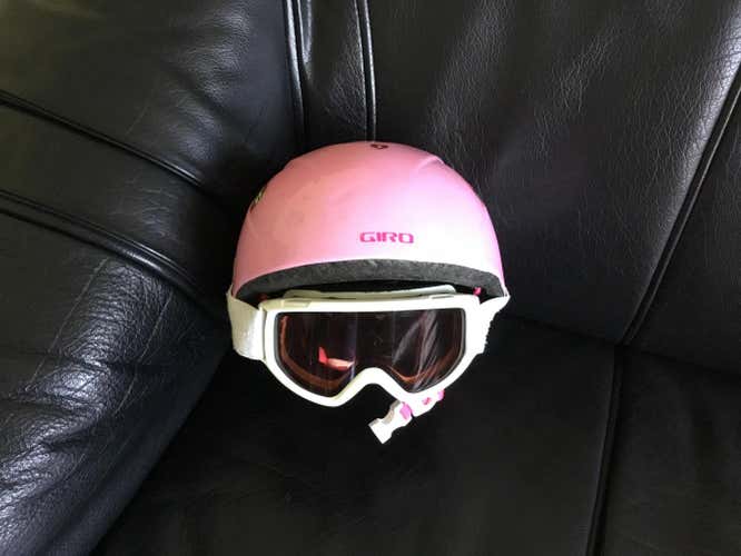 Used Giro Slingshot Adjustment Little Girls Ski helmet with free Smith Googles