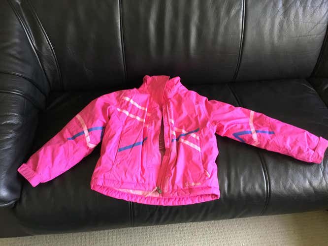 Used LL Bean Jacket Little kids/girls ski jacket size 5/6. Good condition, $15 or best offer