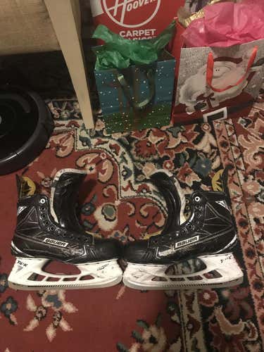 Bauer S190 size 9D