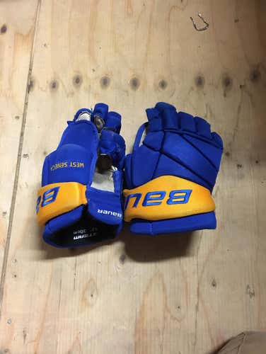 Bauer Gloves (West Seneca)