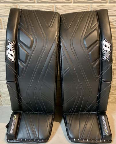 Brian's Goalie G Netik 4 33 plus 1.5  Leg Pads Senior used 6-10 times