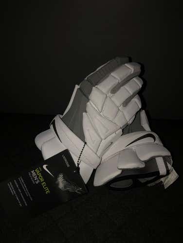 BN Nike Elite Gloves