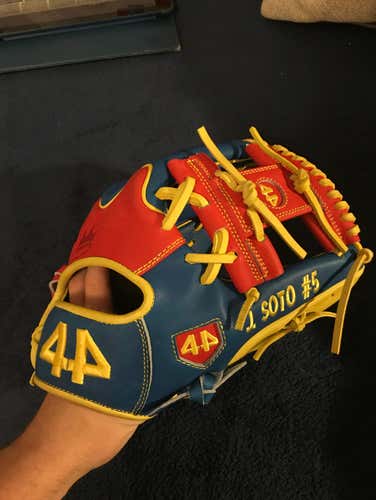 44 Pro Gloves Signature Series 12”