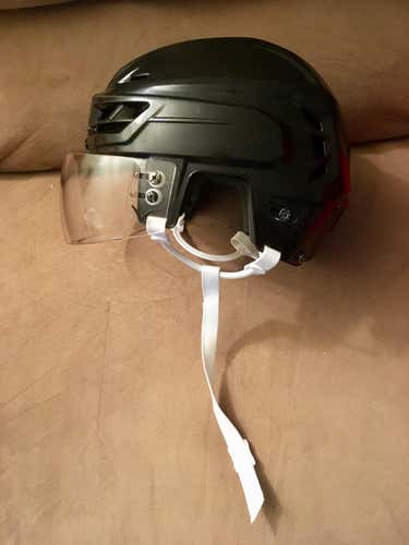 CCM Resistance Helmet With Verbero Visor