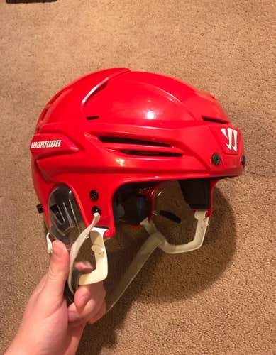 Warrior Krown PX3 Helmet Medium Red