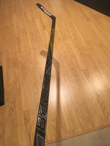 New Bauer Supreme 1S Stick Lefty Heel Senior