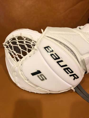 Bauer Supreme 1S Pro Goalie Glove Regular Senior