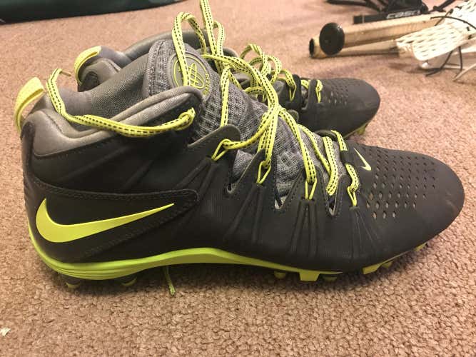 Used Nike Huarache 4’s (Anthracite/Neon Green).... Size: 10
