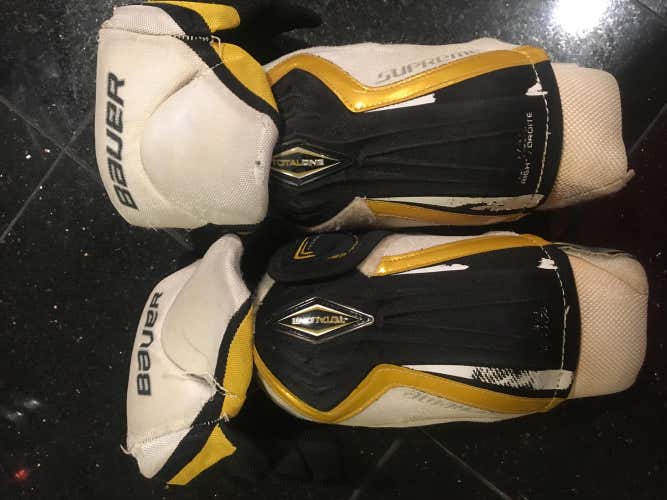 Used Elbow Pads
