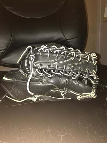 Nike Shado Edge 12.5”