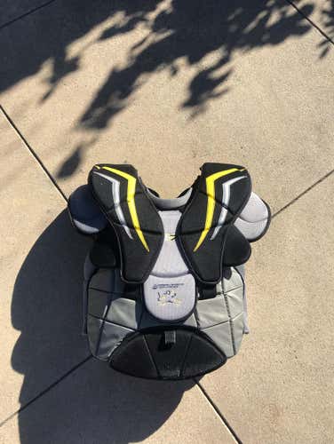 Vaughn V7 Pro Carbon Chest Protector