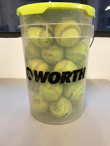 Worth Softball Bucket 28 Count