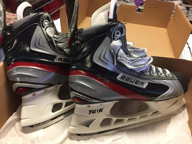 New Bauer Vapor APX Skates Senior Size 10