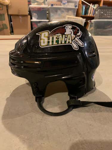**BAUER 4500 HELMET**