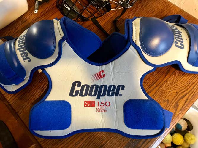 Cooper Senior Shoulder Pads - NEW!!