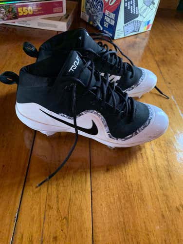 Almost new Trout 3 cleats