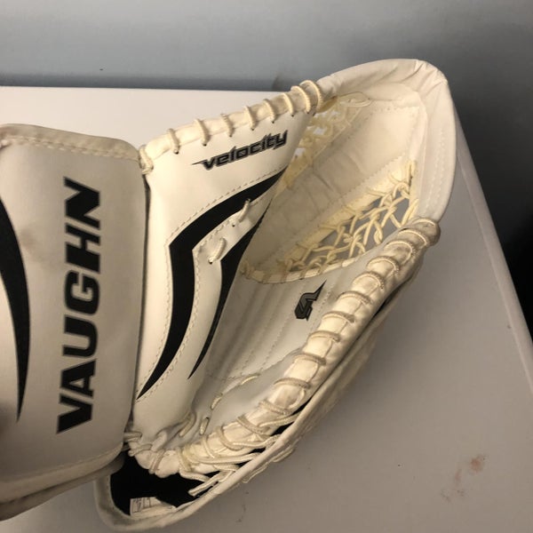 Vaughn Jr. Goalie Glove