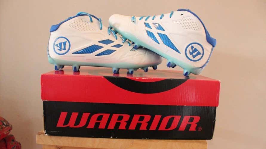 New Warrior Burn 8.0 Mid Cleats white and blue size 11.5