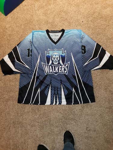 Goalie Jersey Senior Size (White Walkers)