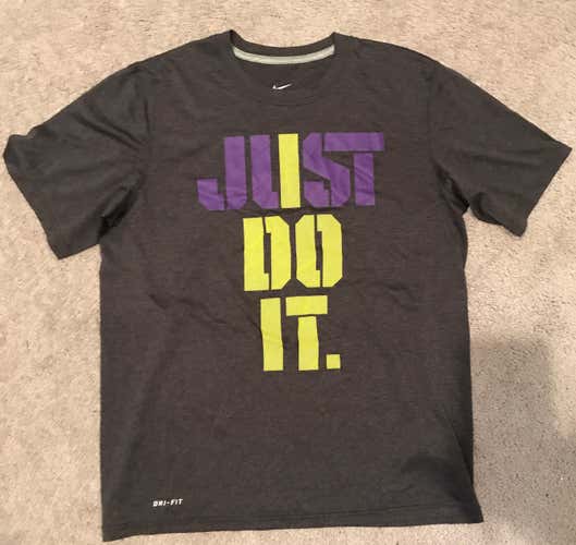 Nike Dri-Fit Athletic T-shirt Medium