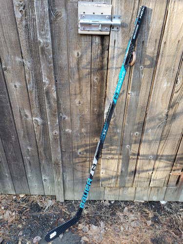 Bauer Nexus Team Stick RH P92 87 Flex Pro Stock