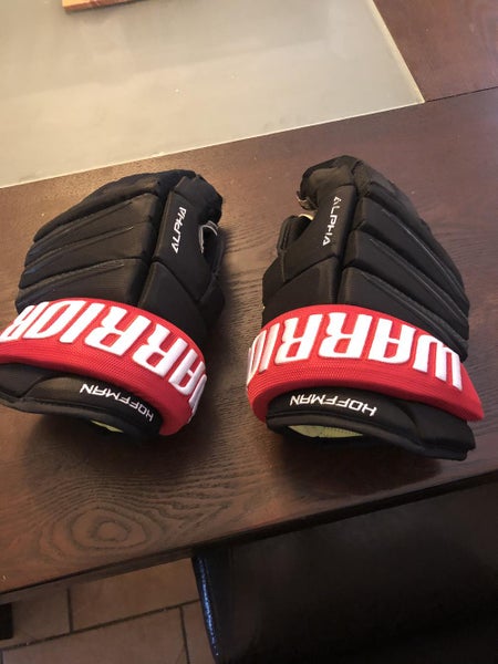 Warrior Alpha Pro Gloves Senior Pro Stock (Mike Hoffman)