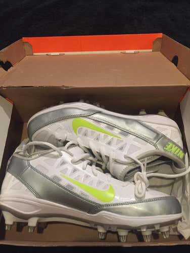 NIKE AIR ZOOM SUPER BAD 3, Size 8, NEW