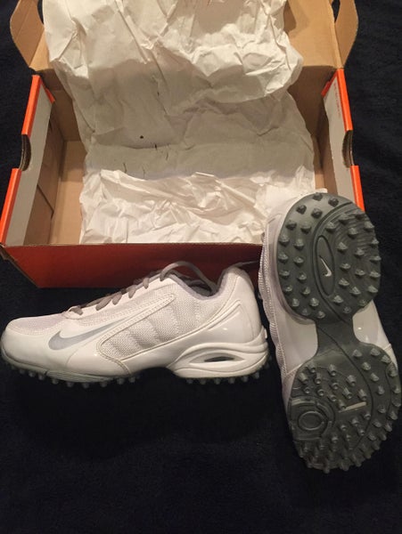 NIKE AIR TEAM DESTROYER 3, TURF, Women's Size 6, NEW