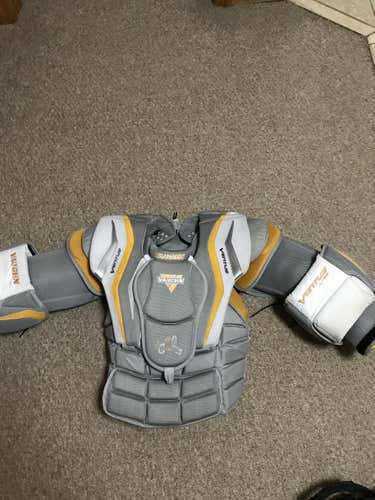 Vaughn Lt 88 Goalie Chest Protector Intermediate