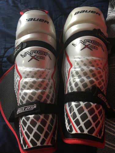 New Bauer Shin Pads Senior