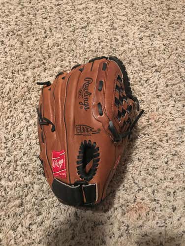 Rawlings “Player Preferred”(Right Hand Throw)