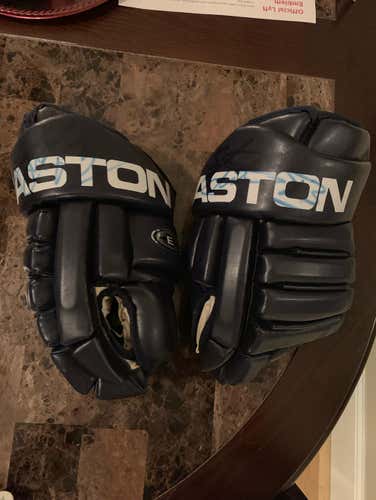 Easton Gloves