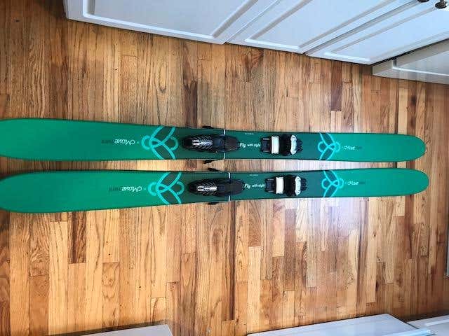 Movement all Mountain twins 185cm  with Demo bindings  2017 Skis