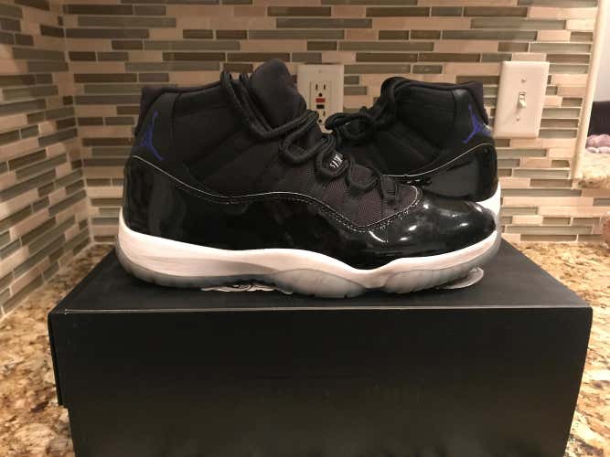 Jordan Space Jam 11’s