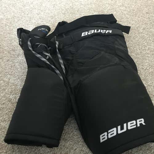 Bauer Nexus 400 Senior Pants.