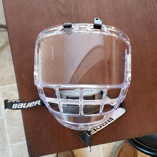 Bauer Concept II full shield.