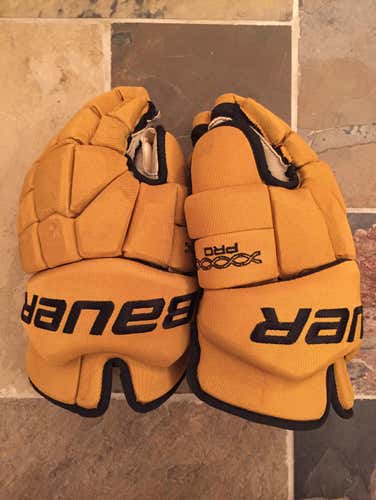 Pro Stock Retro Tan 14” Bauer Vapor XXXX PRO Gloves - Montreal Canadiens - Centennial Year