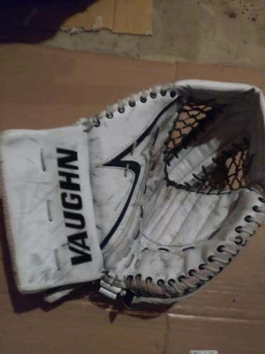 Vaughn Goalie Glove & Blocker Regular Senior Pro Stock