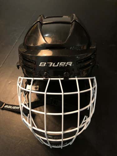 Used Medium Bauer Reakt Helmet