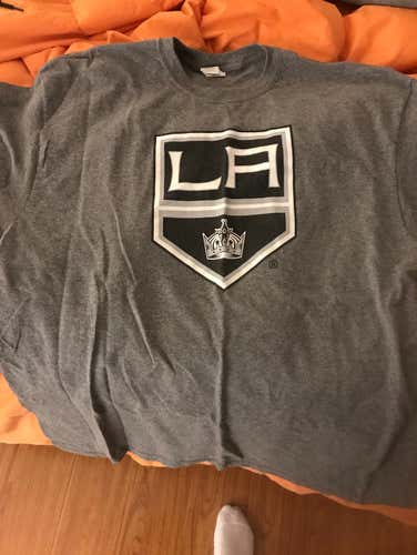 New LA Kings Grey Tee (XL)