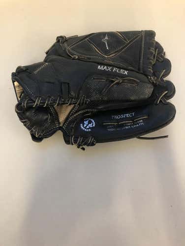 Mizuno Baseball Glove 11.75”