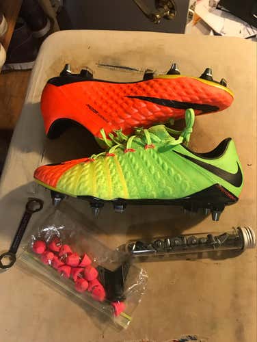 Nike Hypervenom Phantom III low