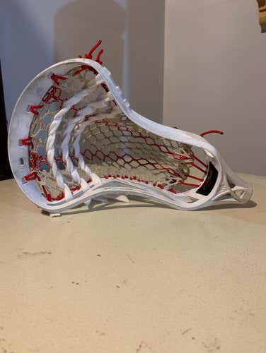 Used White Ecd Mirage With Used Red Striker Hero Mesh