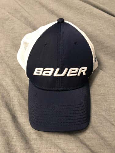 Bauer Fitted Hat.  Navy L/XL Size