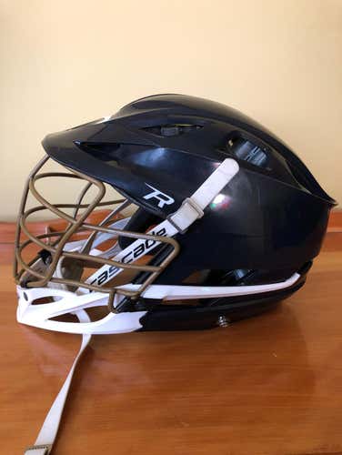 Cascade R Adult Lacrosse Helmet