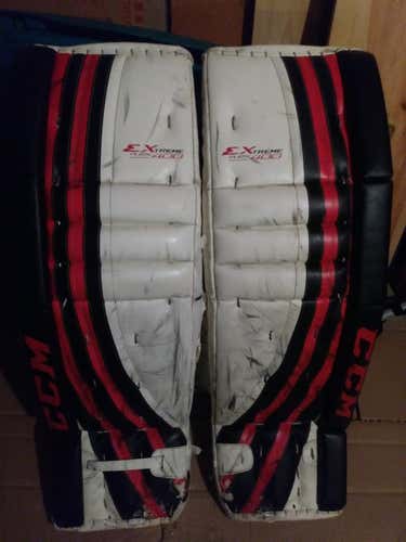 CCM Goalie Leg Pads Senior