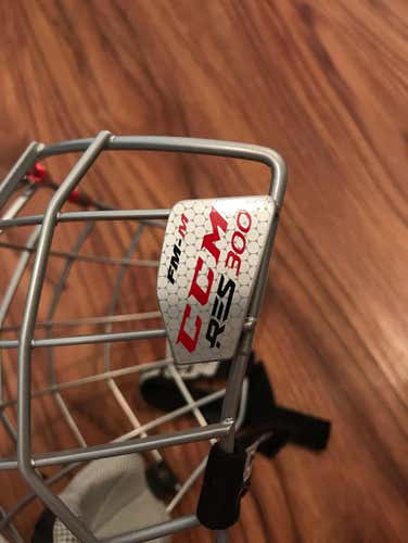 CCM Resistance Cage Size M